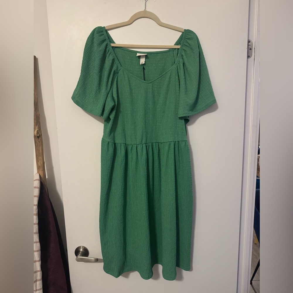 Ava & Viv Green Midi Dress